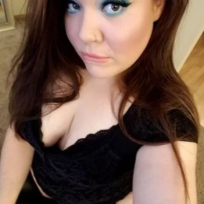 Kikisplumpass OnlyFans profile