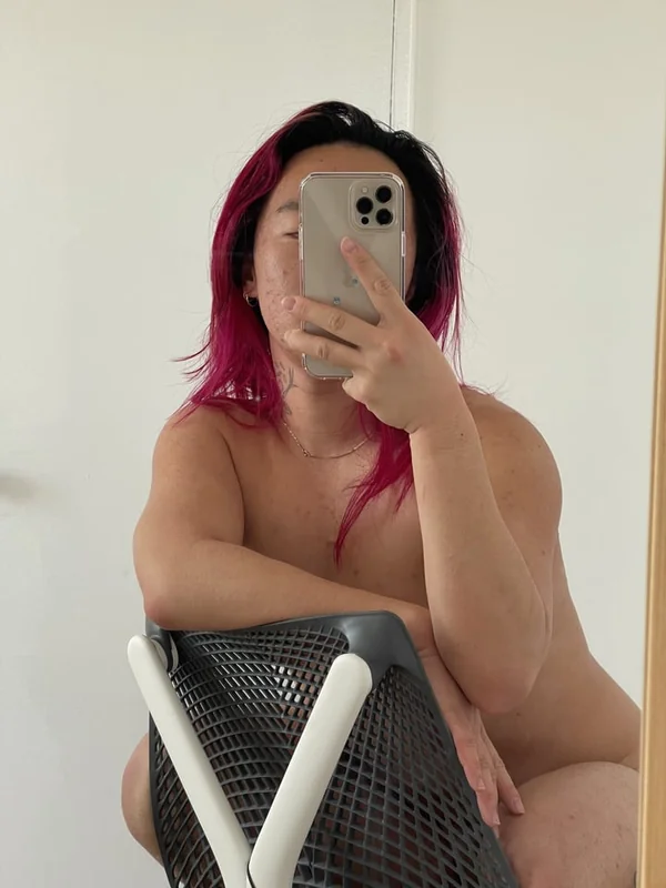 Kiki “Big Clit 💄” Wang OnlyFans red hair