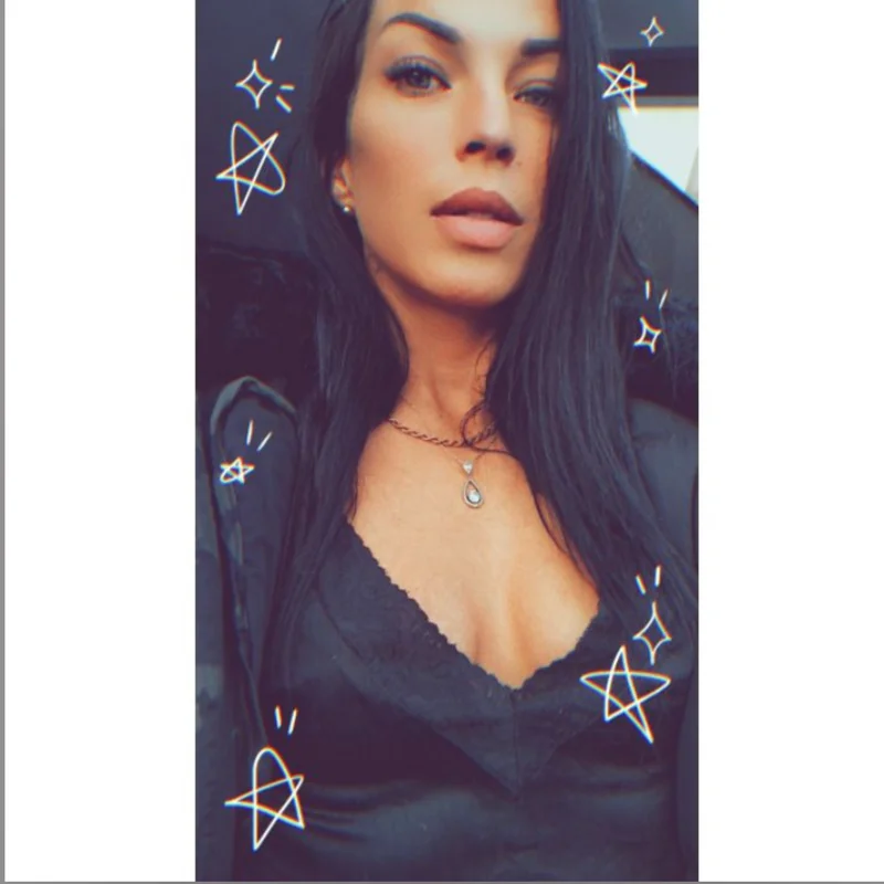 Kim OnlyFans Profile Kim OnlyFans creator with pole dancing skills