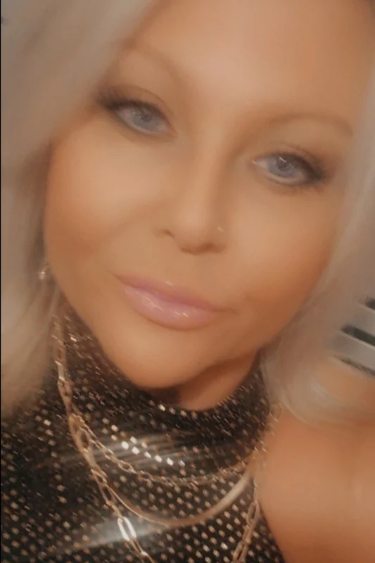 Victoria - OnlyFans Creator Profile Picture