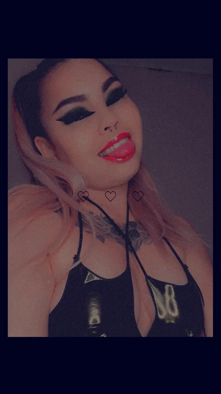 Kitty OnlyFans creator with exclusive content