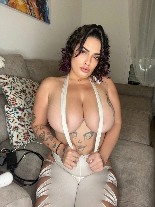 Kleo Purple OnlyFans profile