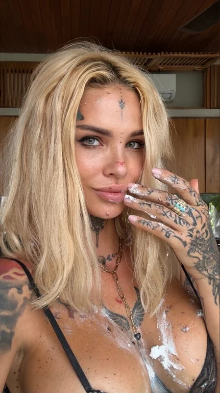 Oksana - OnlyFans Creator Profile Picture