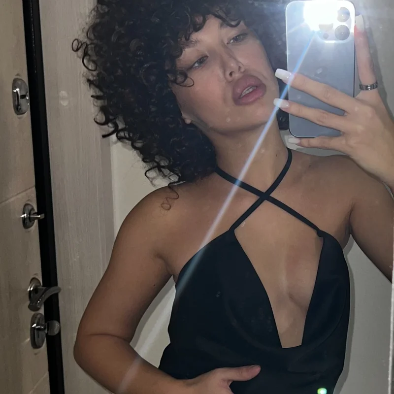 CURLY KRIS OnlyFans Profile CURLY KRIS OnlyFans engaging content creator