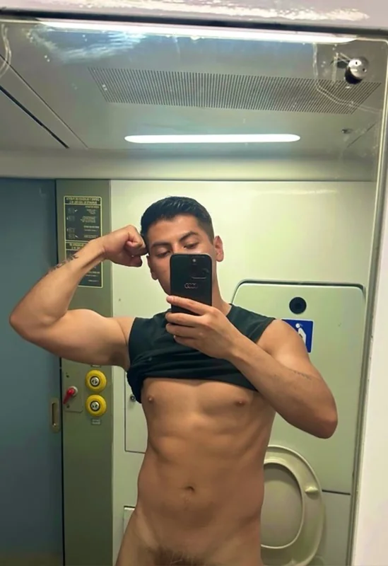 Kroblitas OnlyFans Creator Kroblitas OnlyFans creator with exclusive content