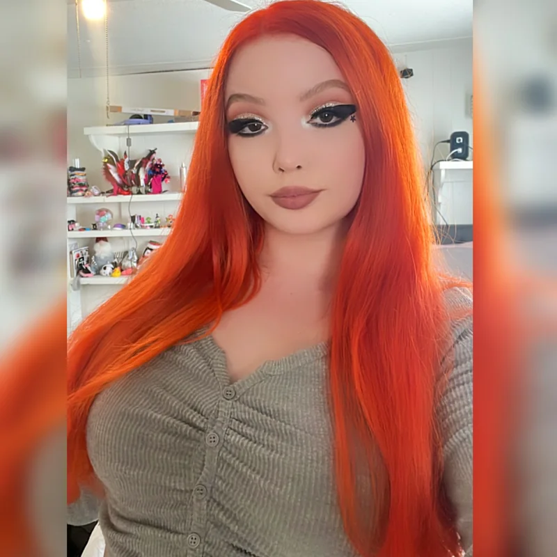 Leah wet college pussy - OnlyFans Creator Profile Picture