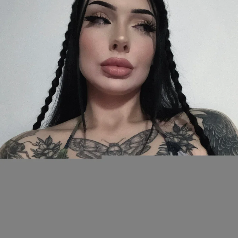 kxrlyxmxrie - OnlyFans Creator Profile Picture