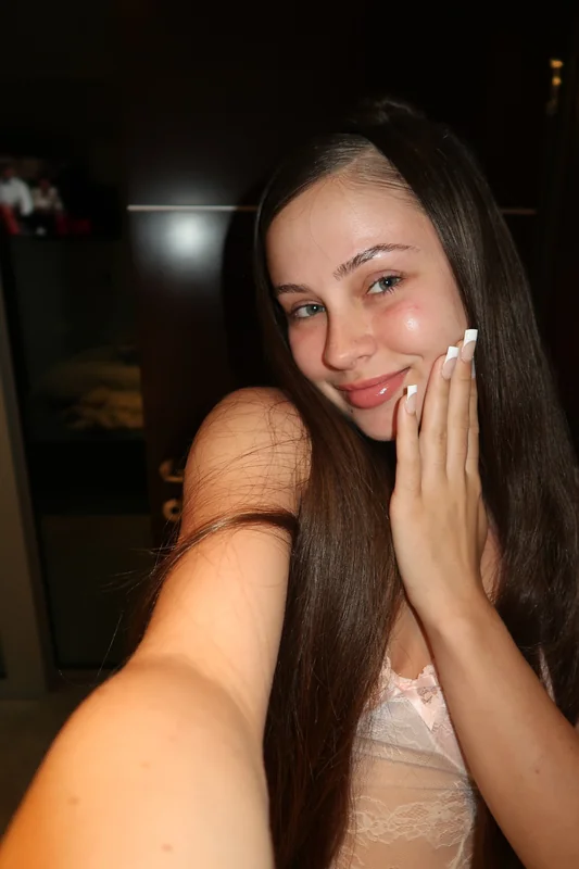 Lacey on OnlyFans with exclusive content