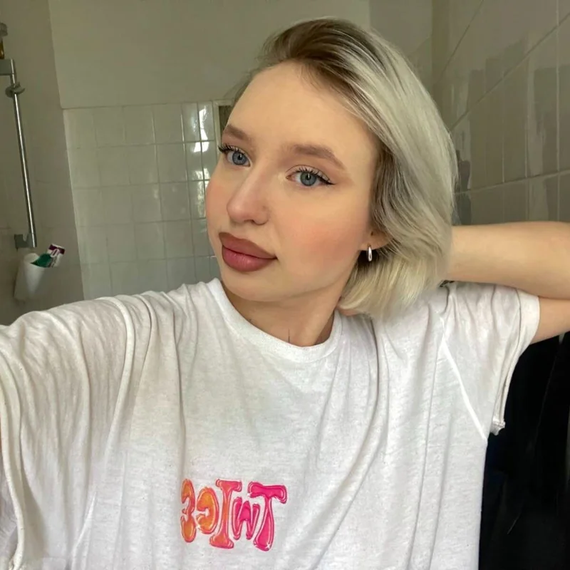 Anastasia Diamond OnlyFans Profile Anastasia Diamond OnlyFans creative tattooed artist