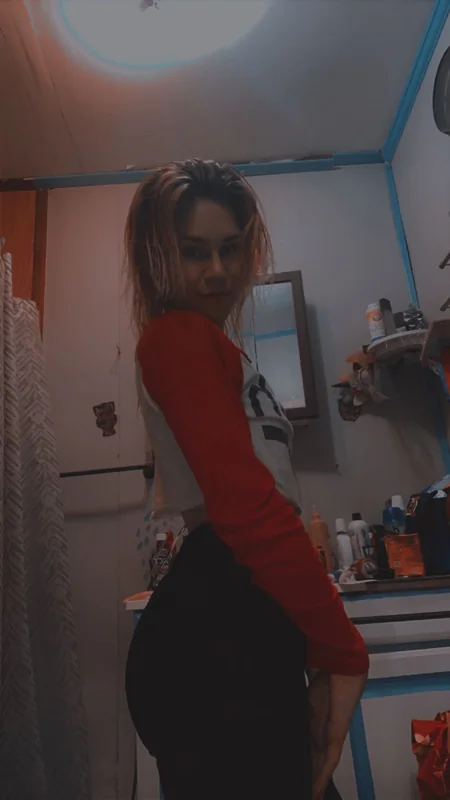 Laurynt18 OnlyFans fun-sized creator