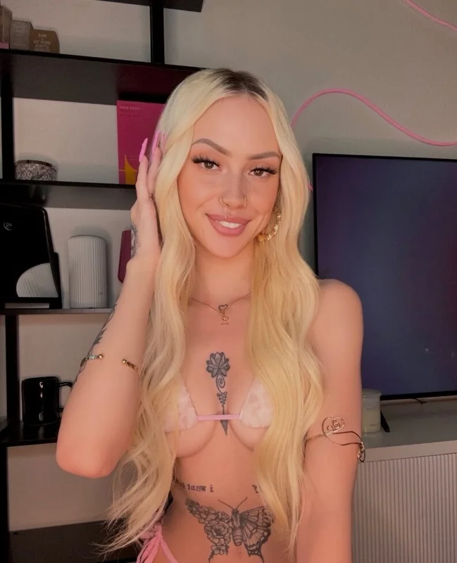 laveenalovee OnlyFans profile