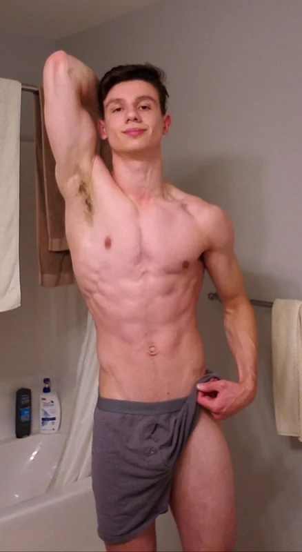 leandave OnlyFans Profile Image leandave OnlyFans Athletic Male Artist