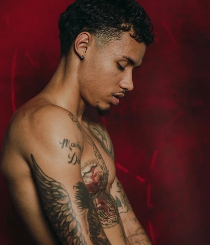 Leexwrldfr OnlyFans creator with exclusive content