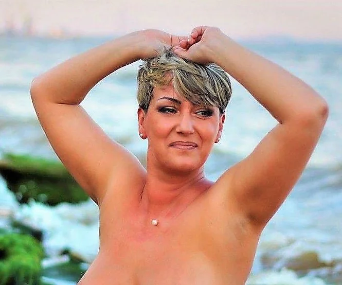 Lenore OnlyFans profile