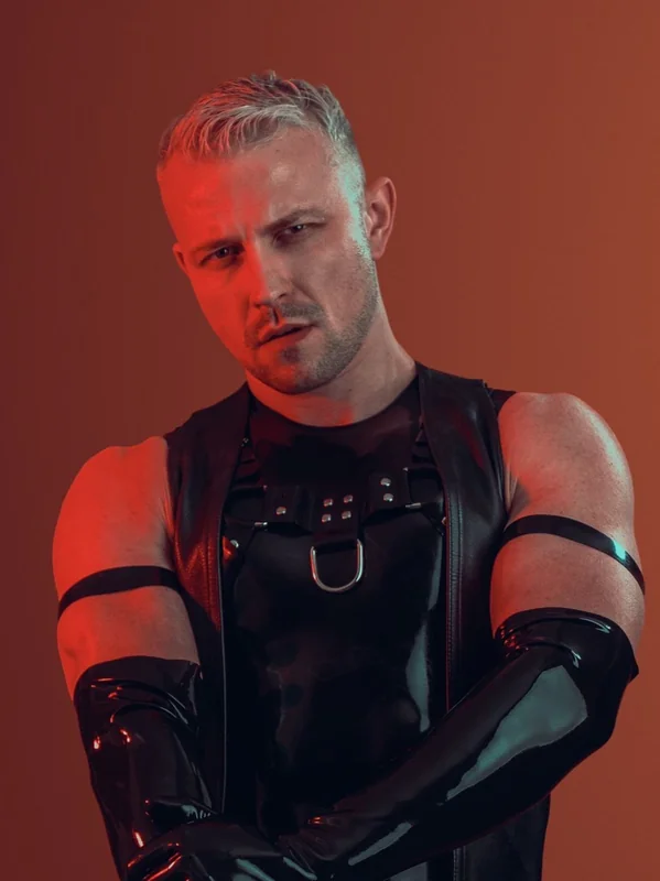 Leorush OnlyFans muscle kink creator