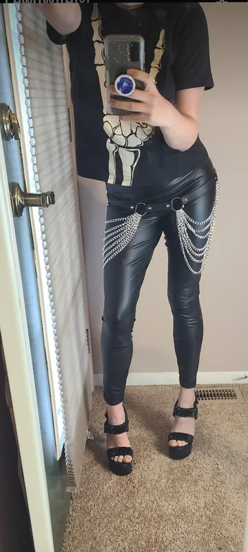 Jessica Grey OnlyFans Profile Jessica Grey OnlyFans Spooky MILF