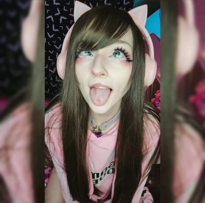 Lexiepidemic OnlyFans Creator Lexiepidemic OnlyFans creator with unique ahegao content.