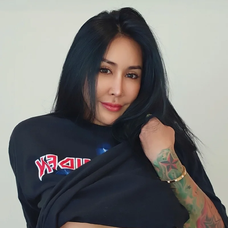 Li Mei OnlyFans profile