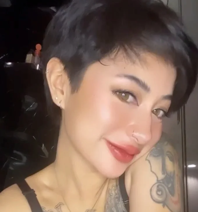 Lia Ivy OnlyFans profile