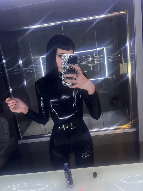 Lilith lix free OnlyFans Profile Lilith lix free OnlyFans goth and latex creator