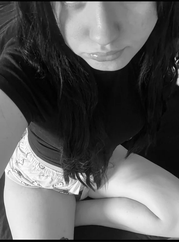 Lillie OnlyFans creator with exclusive content