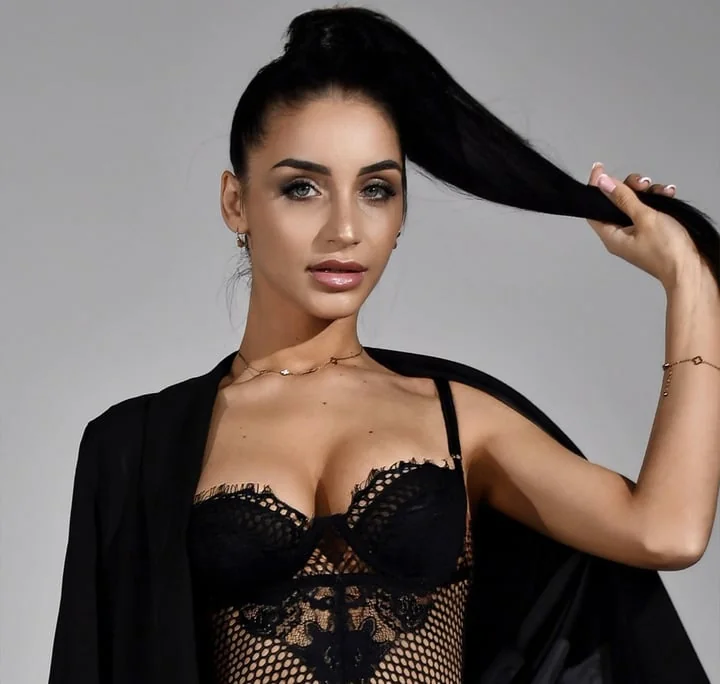 Lilly Ocean OnlyFans creator with engaging personality
