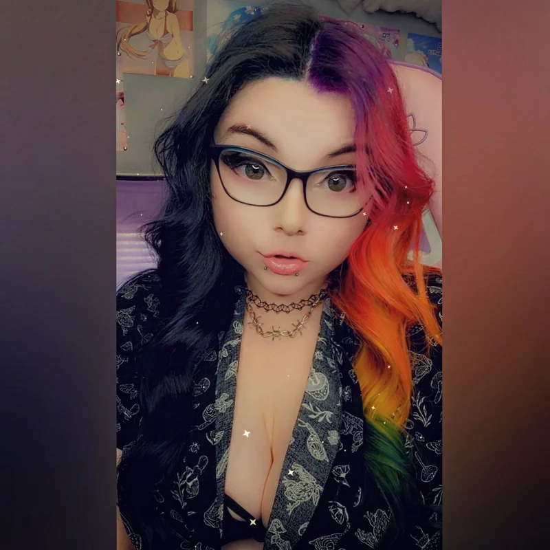 Lillybeanx3 OnlyFans Creator Lillybeanx3 OnlyFans playful personality