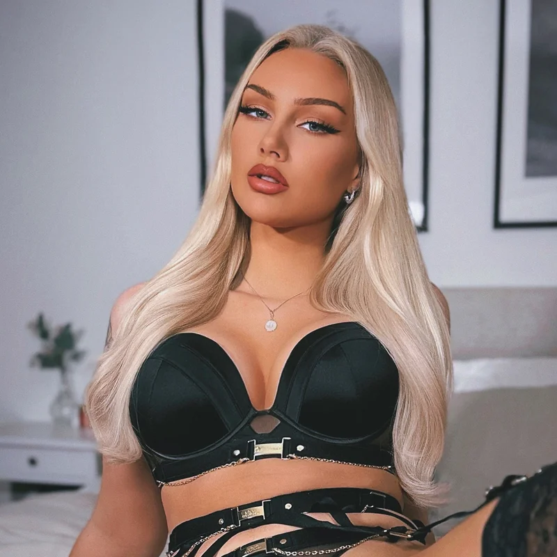 LinnyNova - OnlyFans Creator Profile Picture