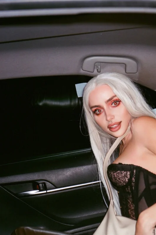 Naomi Woods - OnlyFans Creator Profile Picture