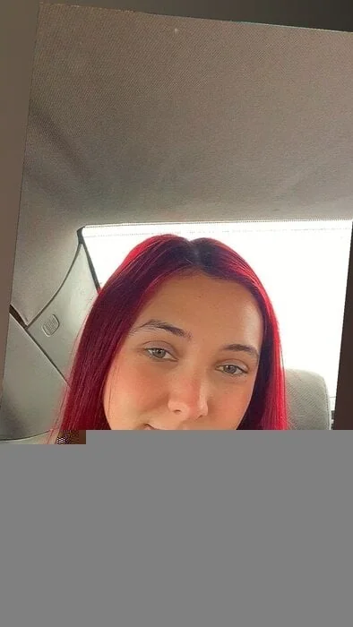 Littlebit1998 OnlyFans creator offering exclusive content