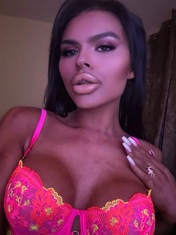 Livlomax OnlyFans profile