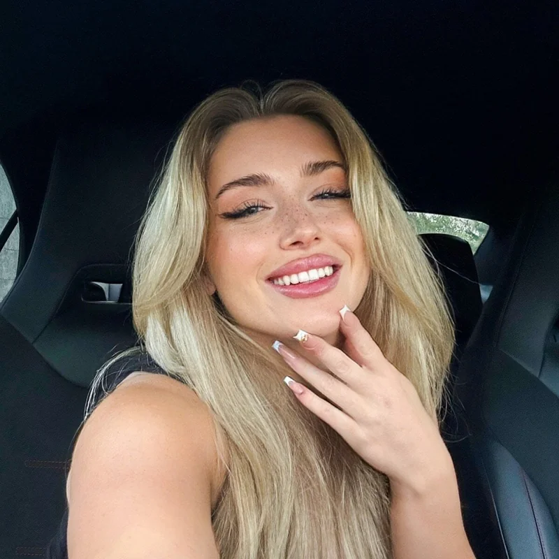 Lizzie Grey - OnlyFans Creator Profile Picture