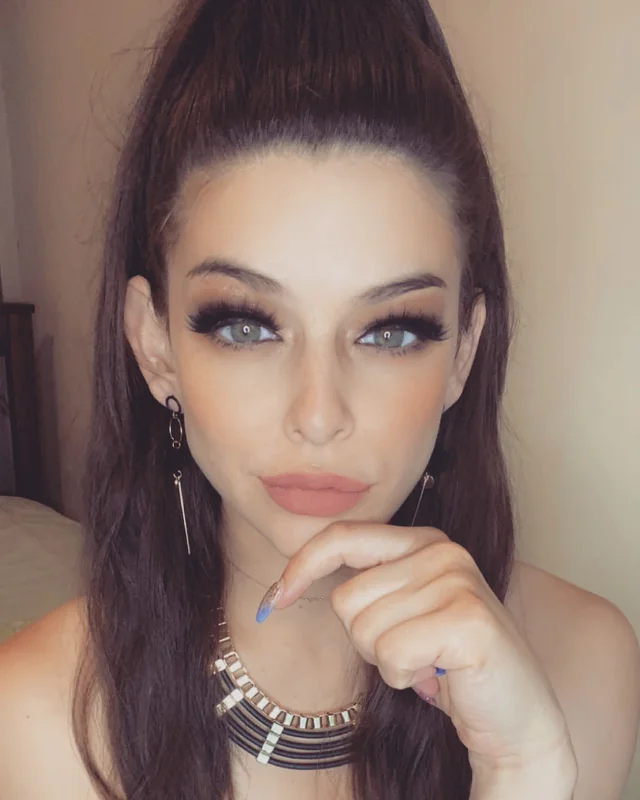 LJ OnlyFans profile