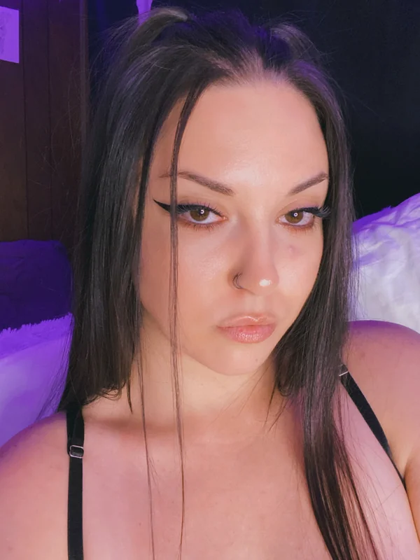 Vanessa Hughes OnlyFans profile