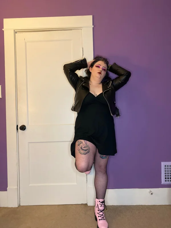 Loulou OnlyFans profile