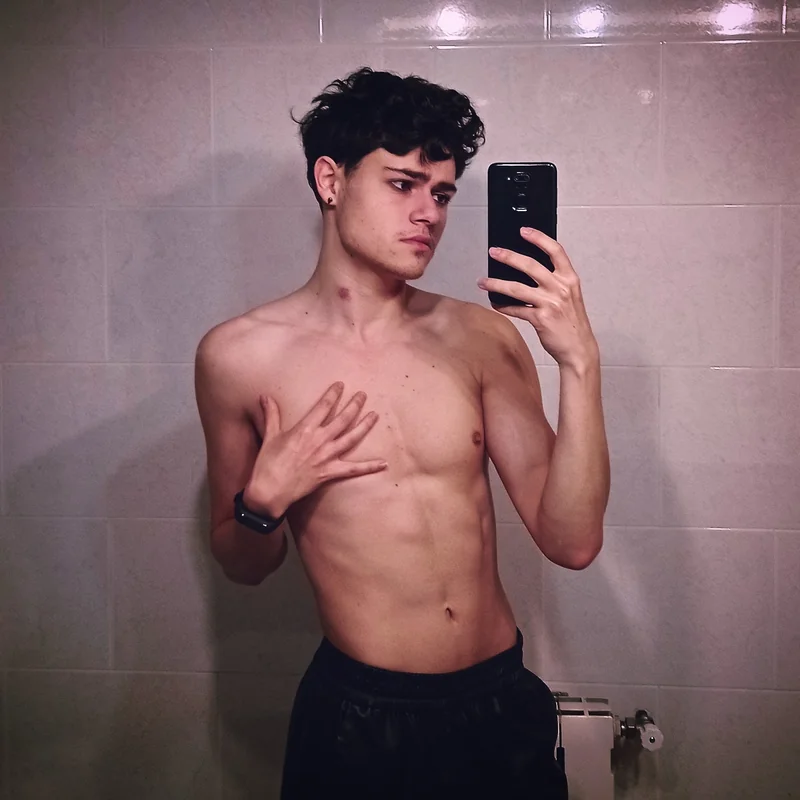 LovienValley OnlyFans creator sharing exclusive content