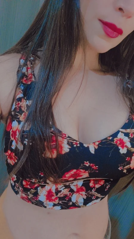 Larissa OnlyFans profile picture Larissa OnlyFans tattooed Latina creator