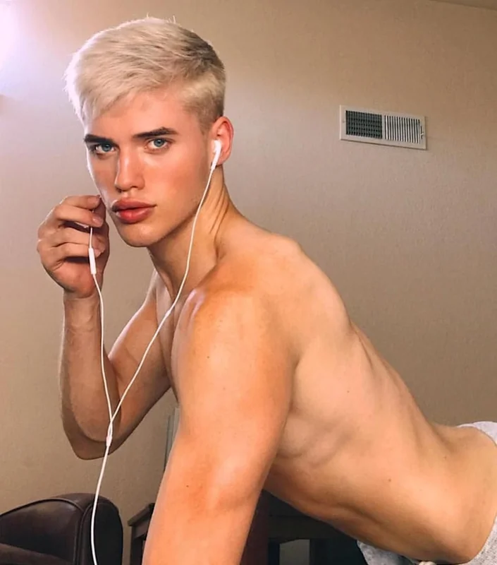Lucasad - OnlyFans Creator Profile Picture