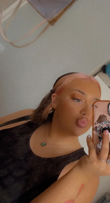 Lucielick - OnlyFans Creator Profile Picture