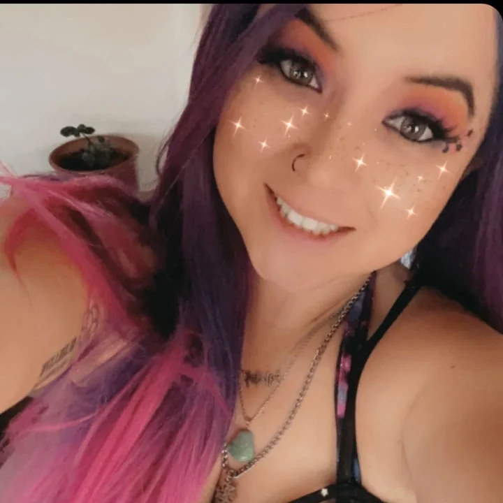 Alice OnlyFans Profile Picture Alice OnlyFans creator with stunning feet