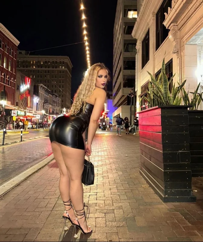 Lucubellats OnlyFans creator from Tampa