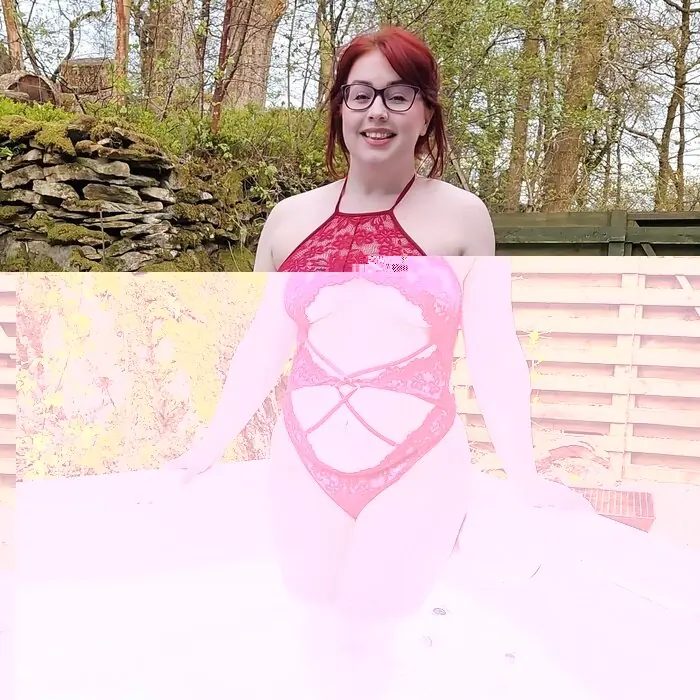 Lucy OnlyFans creator with exclusive content