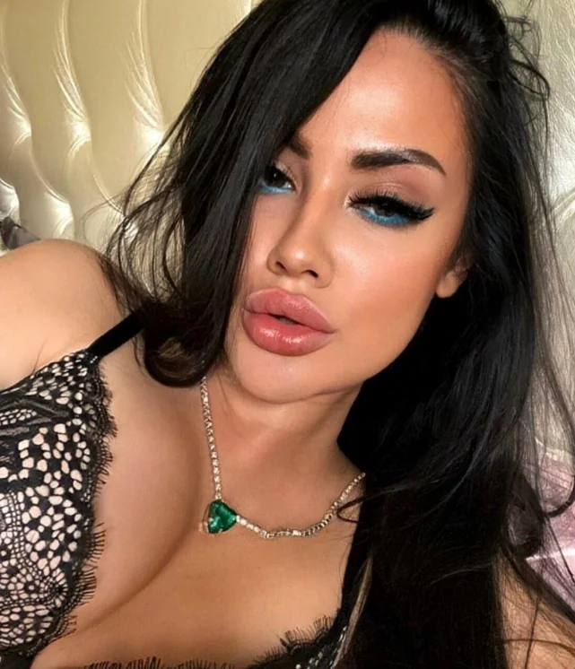 lumi_amura OnlyFans Creator lumi_amura OnlyFans creator with captivating content
