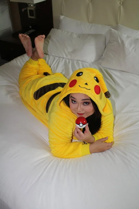 lovelyasiangirl OnlyFans creator with black hair