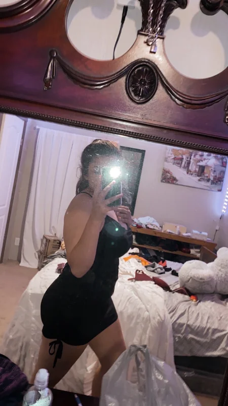 Let’s play OnlyFans content creator with a big ass