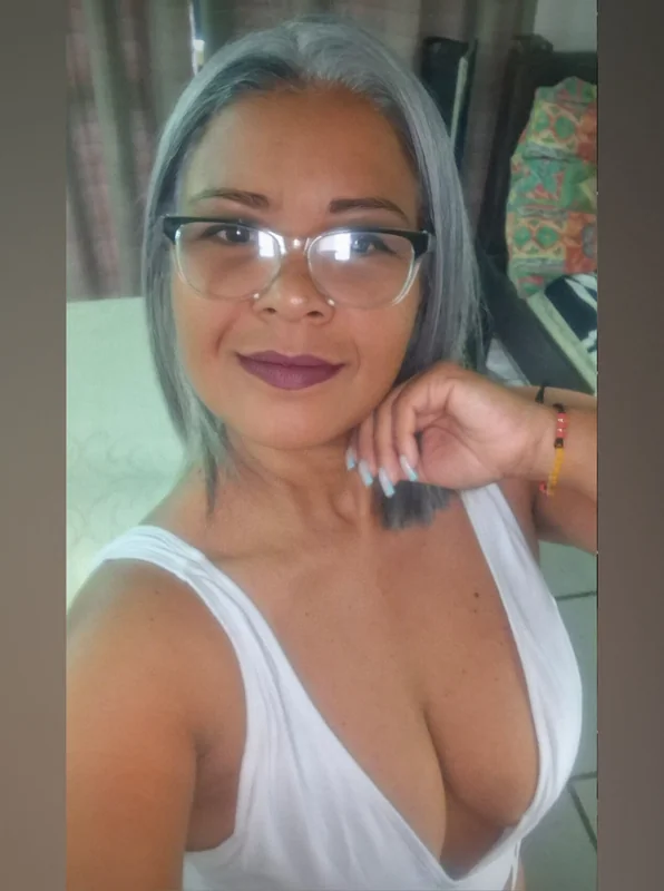 Luz OnlyFans Profile