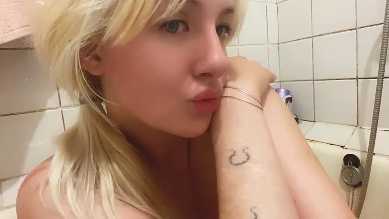 Lyanna. OnlyFans Profile Picture Lyanna. OnlyFans creator with blonde hair and tattoos