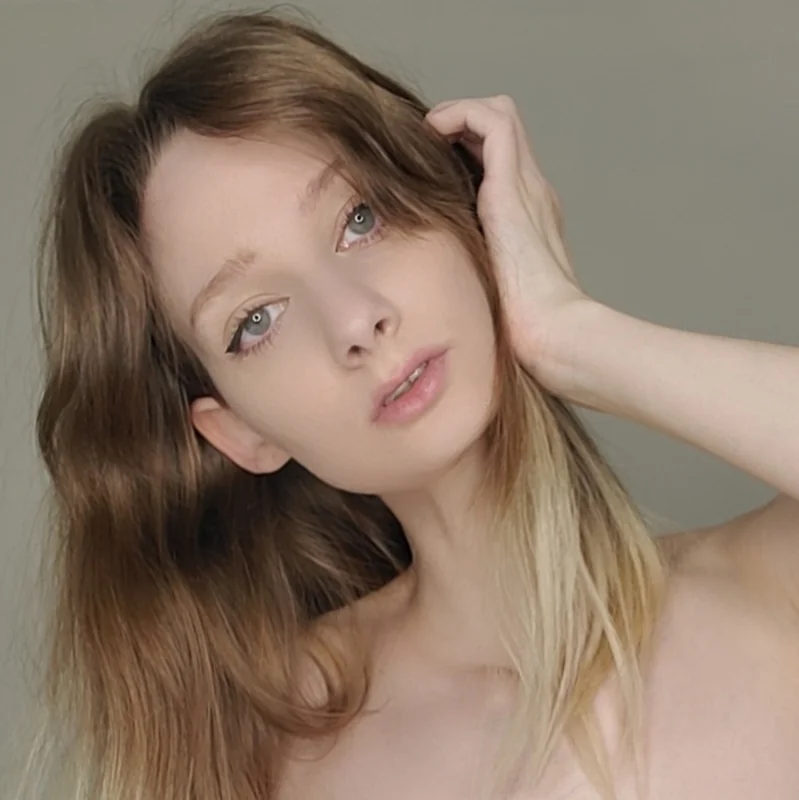 Lyra - Cute, petite, perfect pussy OnlyFans profile