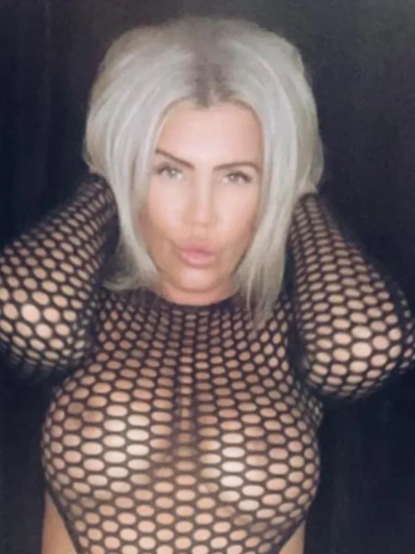 M1ssie OnlyFans tattooed blue eyed babe