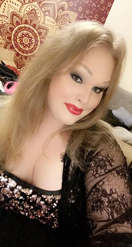 TS OnlyFans trans creator